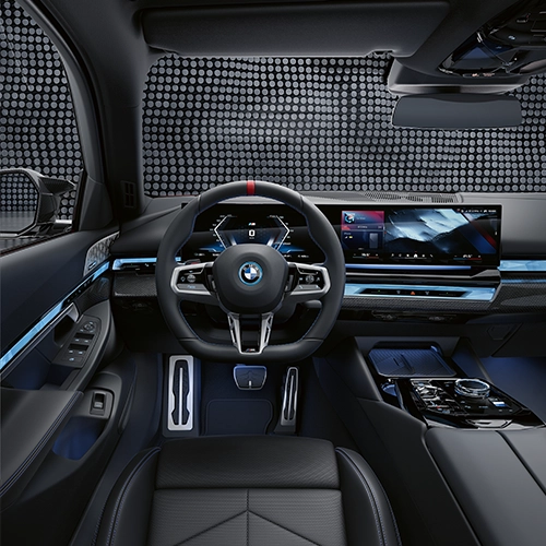 BMW i5 Innenaustattung Cockpit